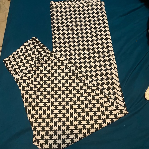 Ladies Lounging Pants - Picture 6 of 6